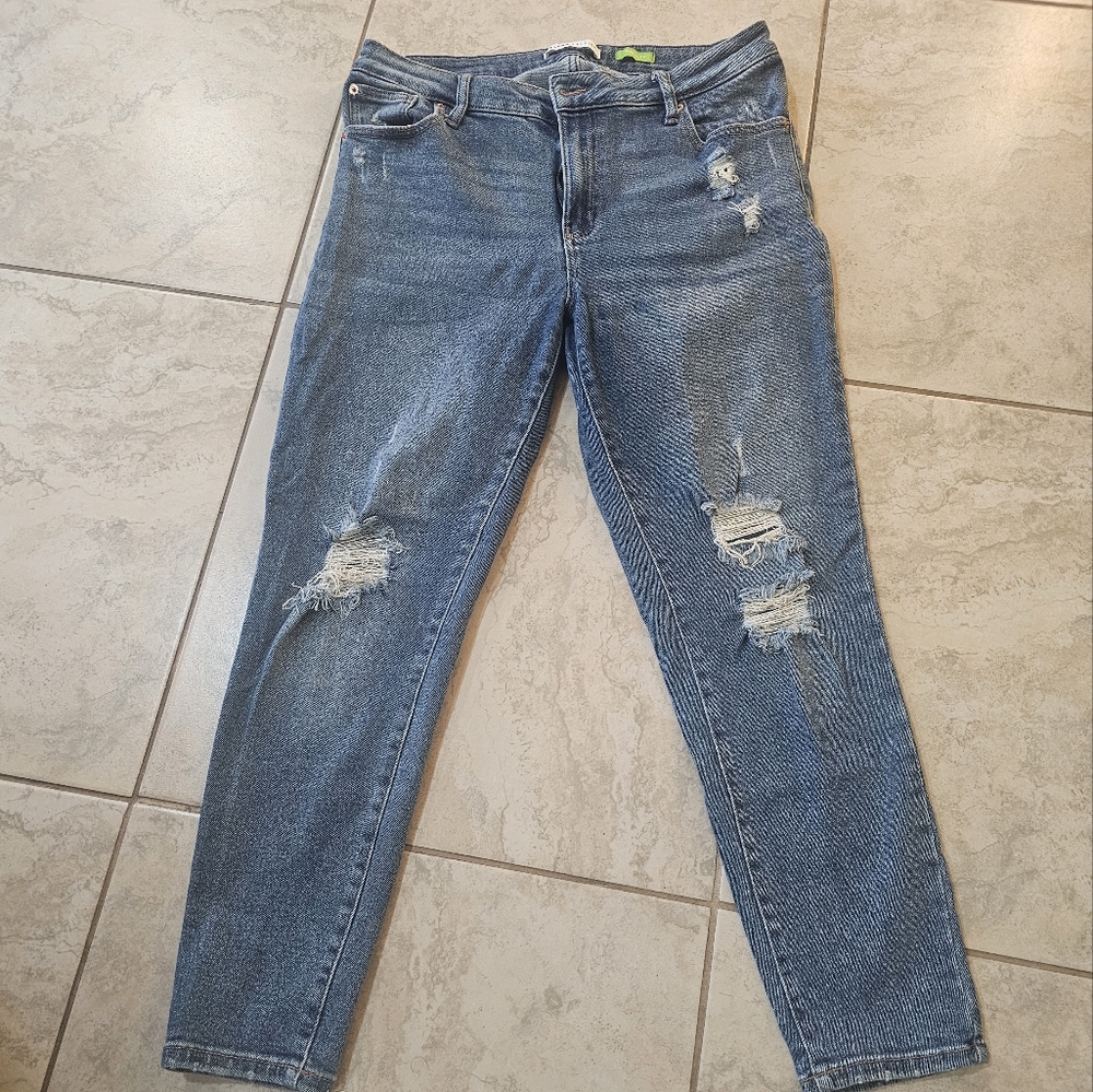Distressed Skinny Leg Jeans